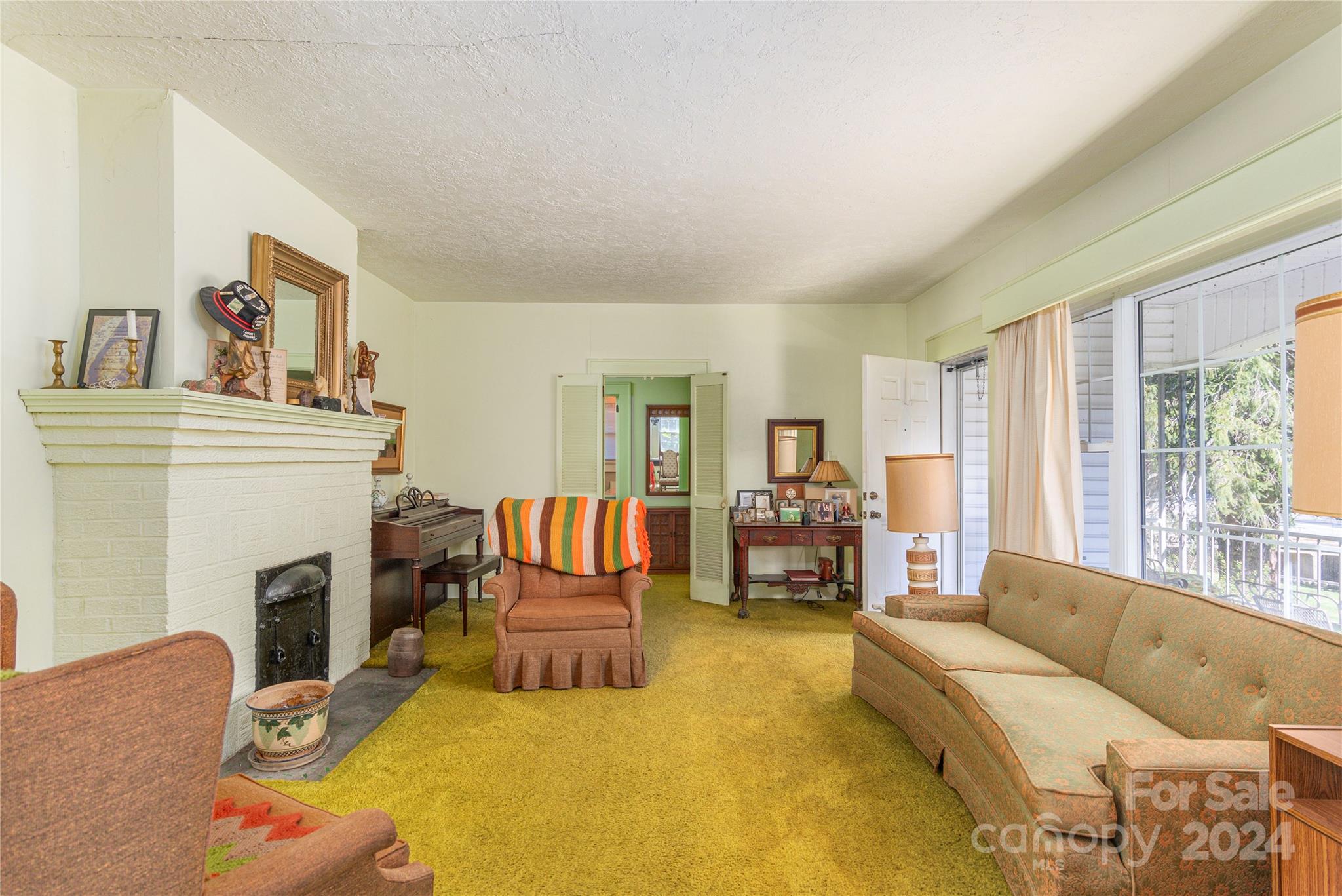 1251 Hayes Run Road Marshall, NC 28753 - Photo 7 of 18 Gallery Image 7