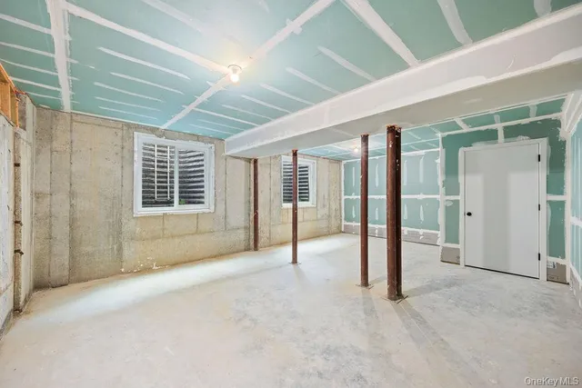 $759,000 | 472 West Central Avenue, Unit 105, Spring Valley, NY 10977