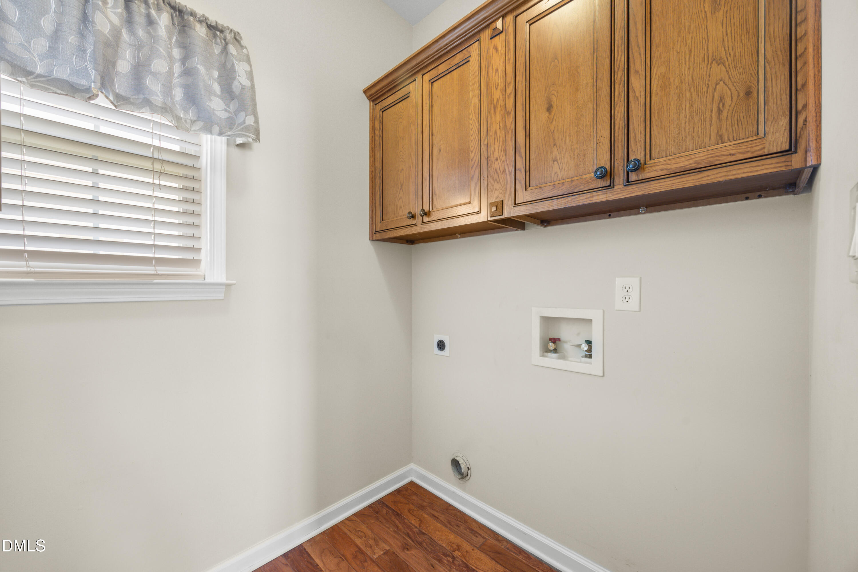 5525 Keowee Way Raleigh, NC 27616 - Photo 17 of 43 Laundry-2