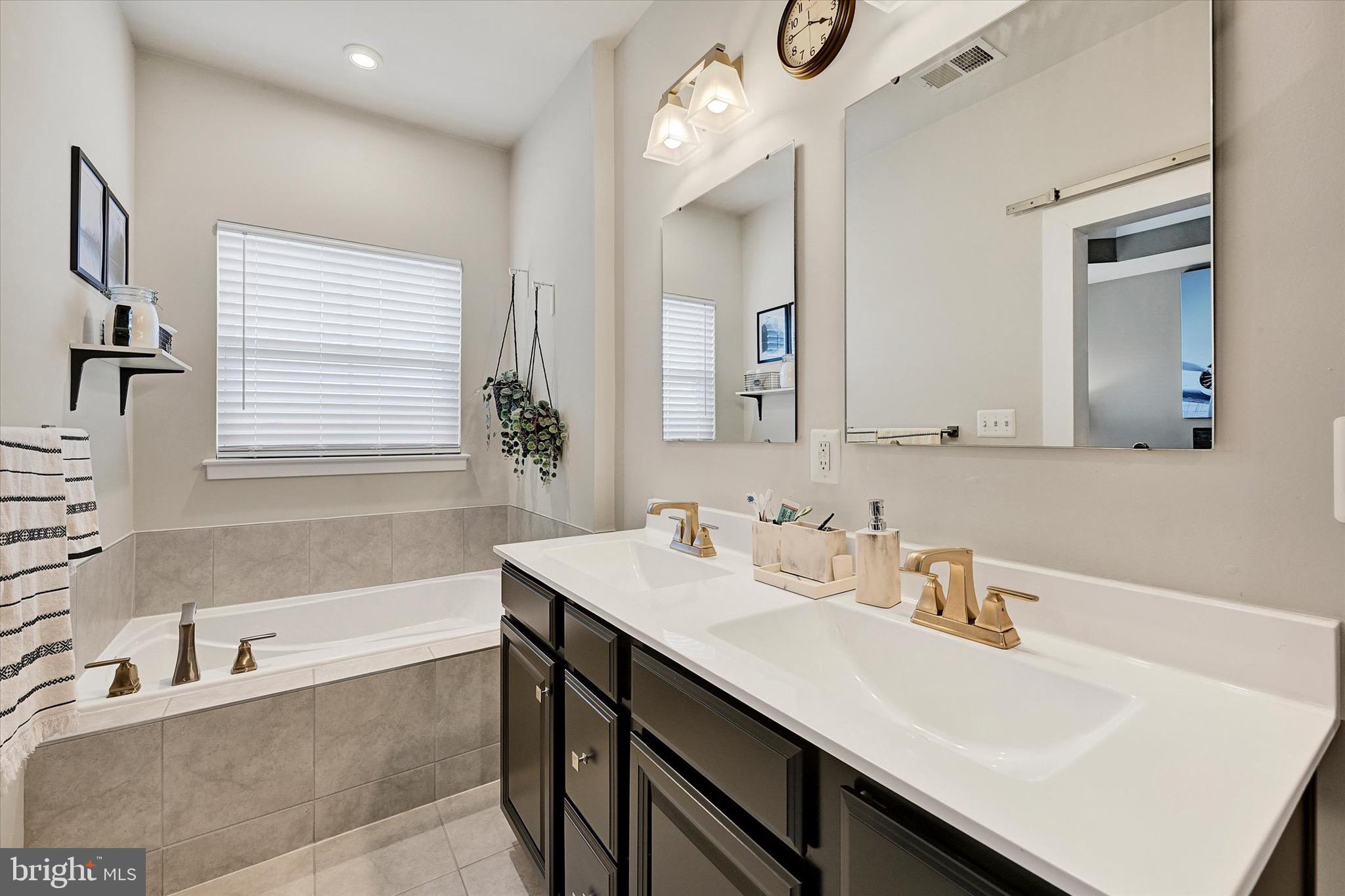 6257 Islington Street Middle River, MD 21220 - Photo 23 of 39 Primary Bath