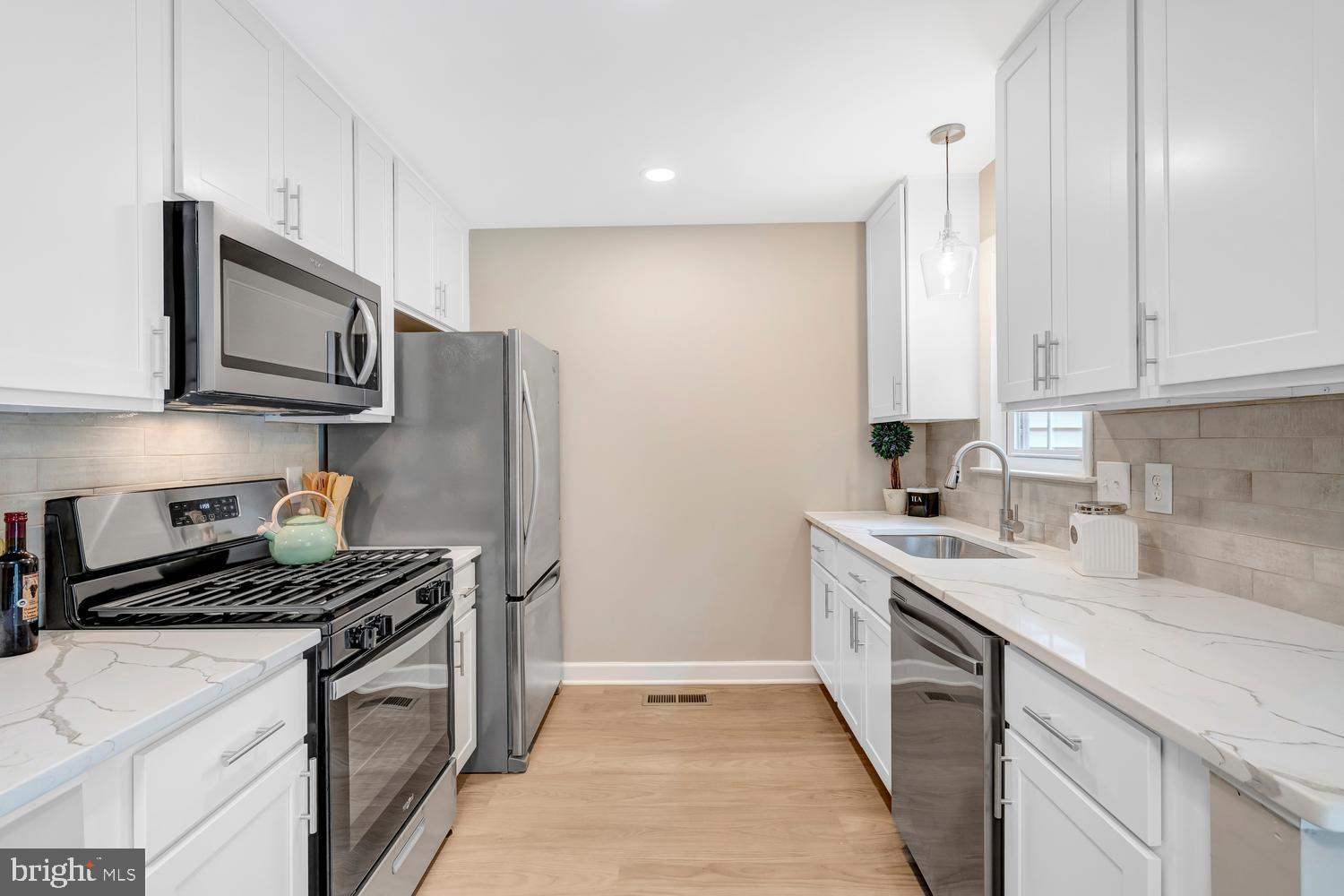 1308 Alderton Lane Silver Spring, MD 20906 - Photo 16 of 72 Kitchen