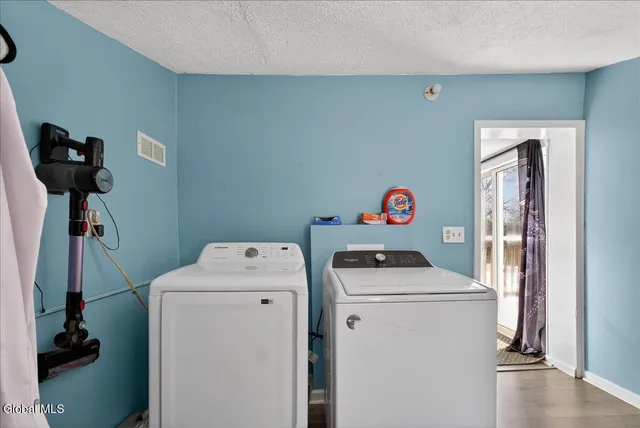 $279,000 | 1423 Washout Road, Glenville, NY 12302