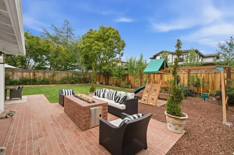 $5,395,000 | 17660 Vista Avenue, Monte Sereno, CA 95030