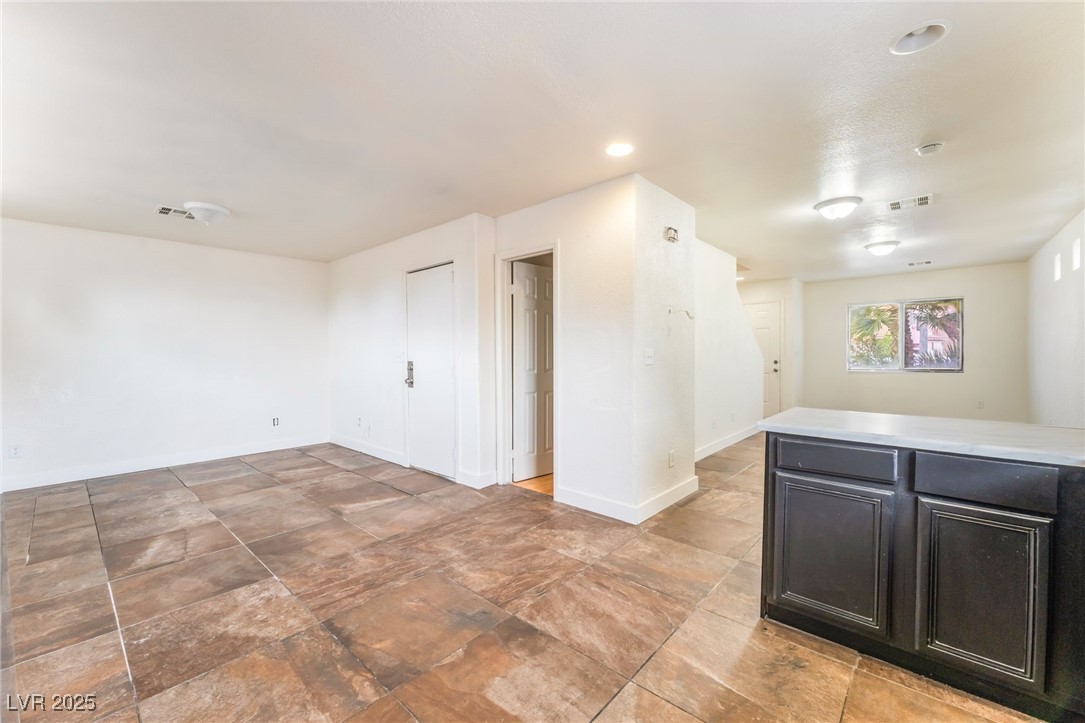 4706 Pinon Pointe Road Las Vegas, NV 89115 - Photo 7 of 20