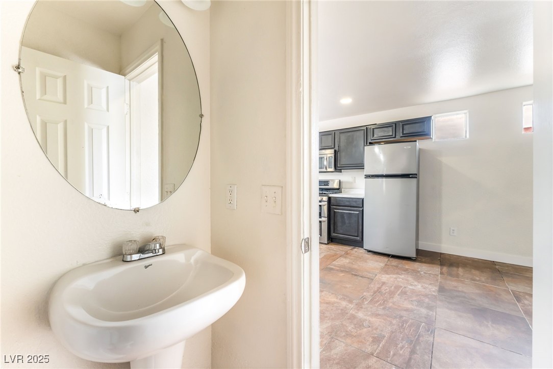 4706 Pinon Pointe Road Las Vegas, NV 89115 - Photo 9 of 20