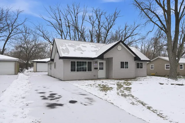 $214,900 | 3514 South Ashland Avenue, Steger, IL 60475