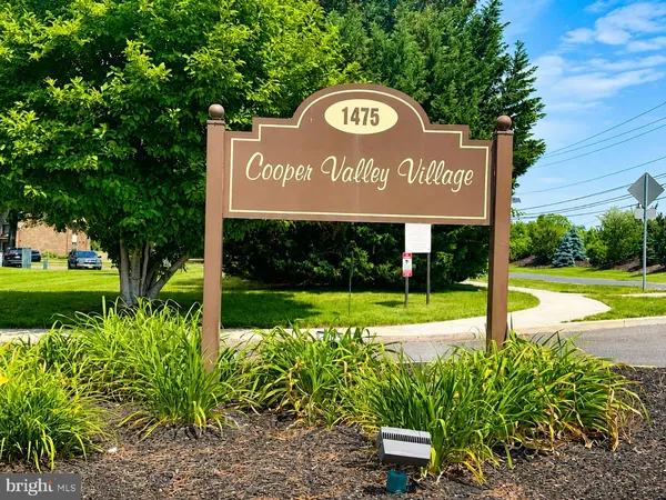 $219,900 | 1475 Mt Holly Road, Unit G4, Edgewater Park, NJ 08010