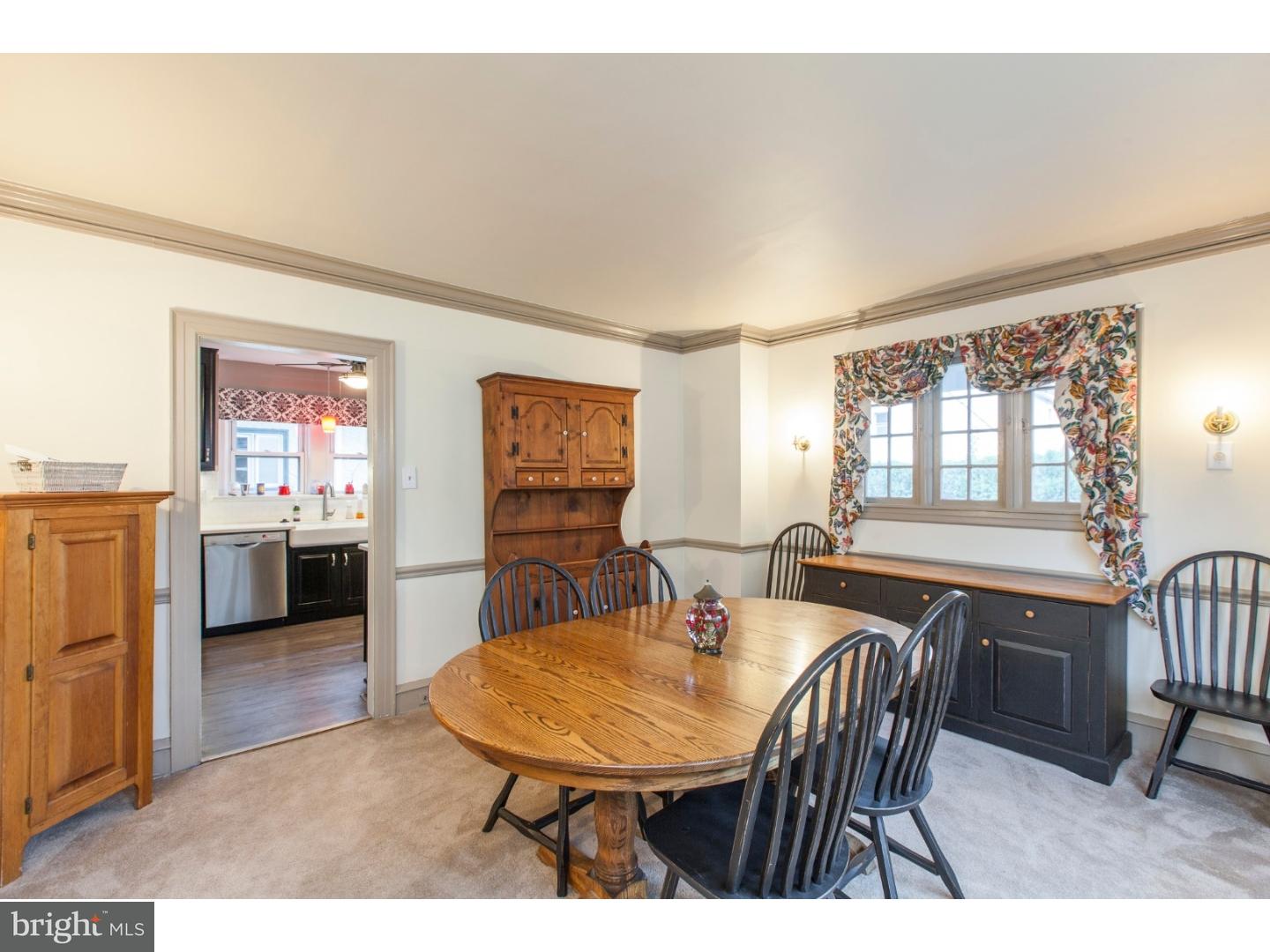 809 East Darby Road Havertown, PA 19083 - Photo 9 of 25 Dining Room