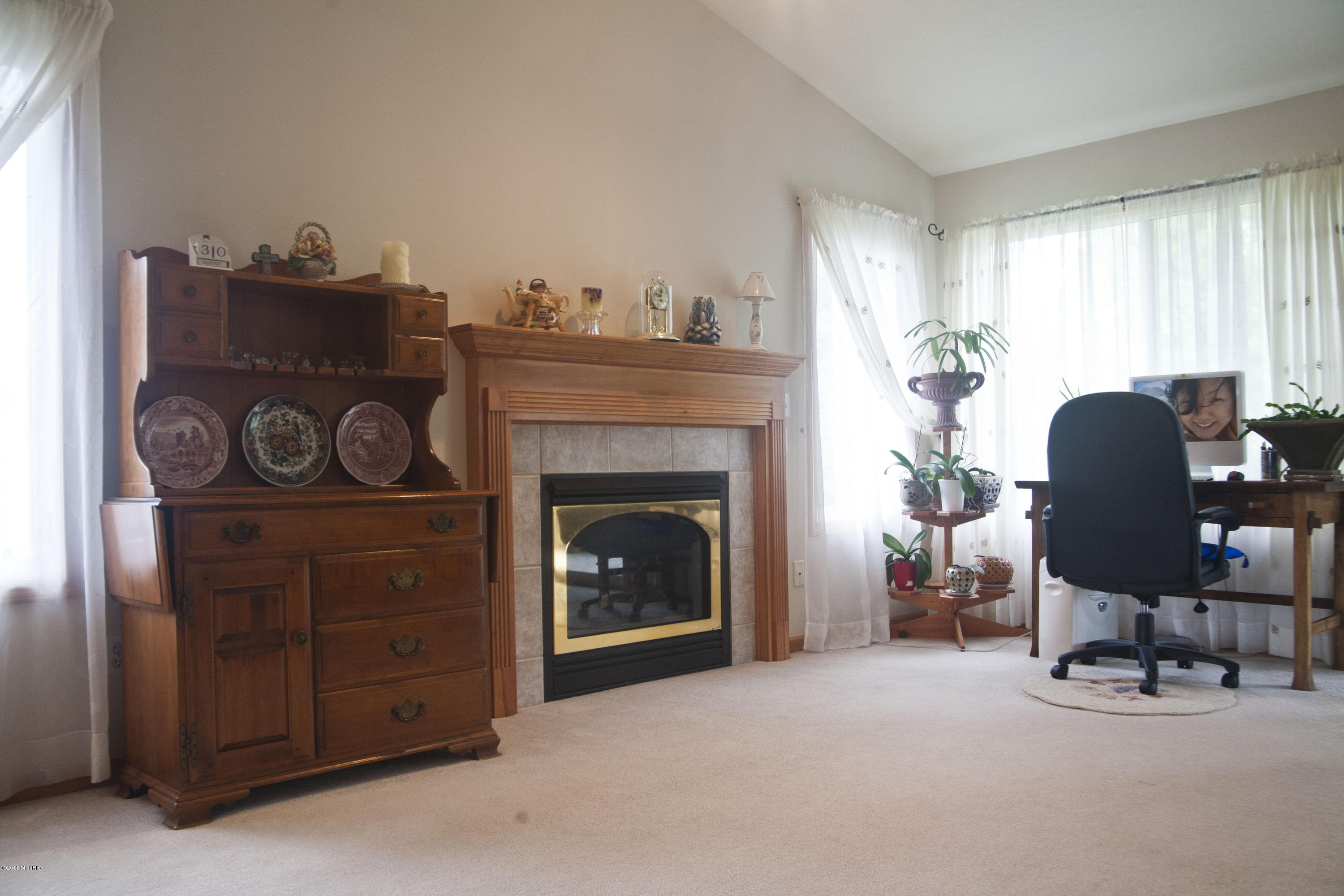 1367 East Point Ridge Holland, MI 49423 - Photo 8 of 22 IMG_4305