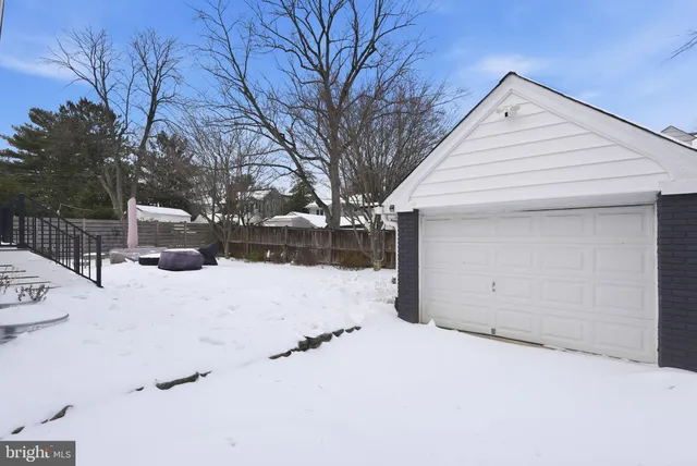 a front view of a building and a street