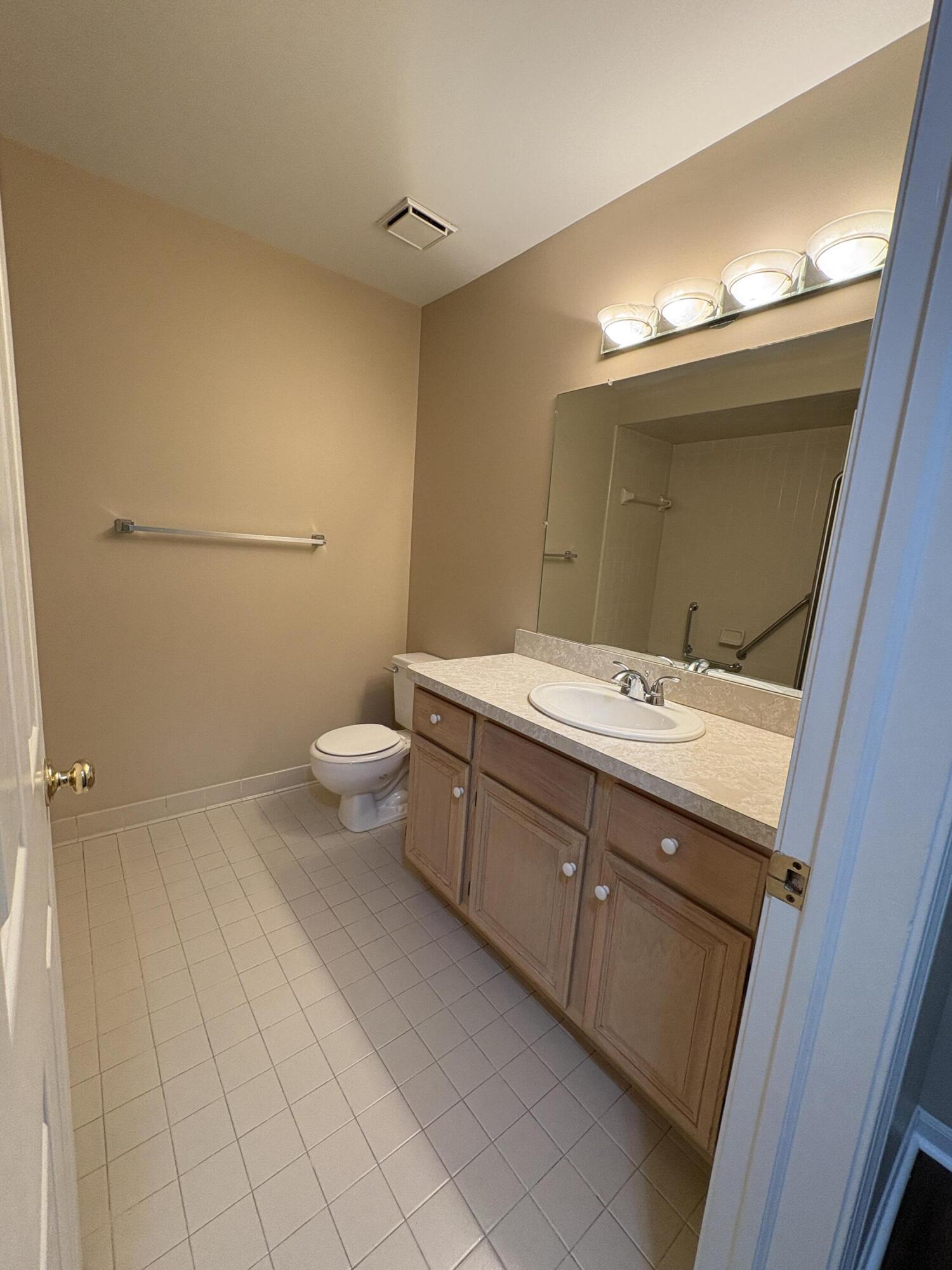 37403 Stonegate Circle Clinton Township, MI 48036 - Photo 19 of 20 IMG_2282