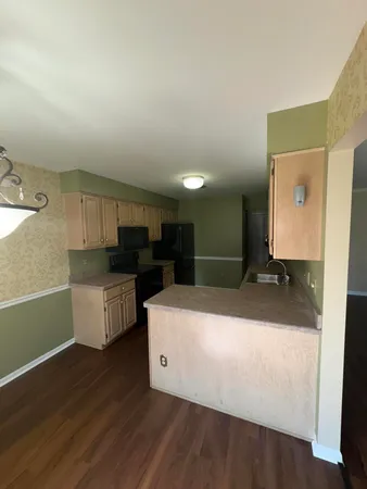 $1,800 | 37403 Stonegate Circle, Clinton Township, MI 48036