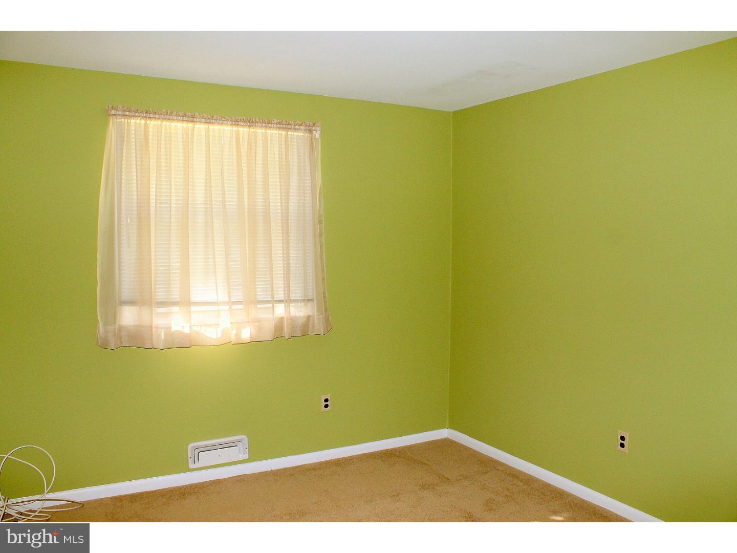 130 Parkview Road Stratford, NJ 08084 - Photo 12 of 25 Bedroom 2