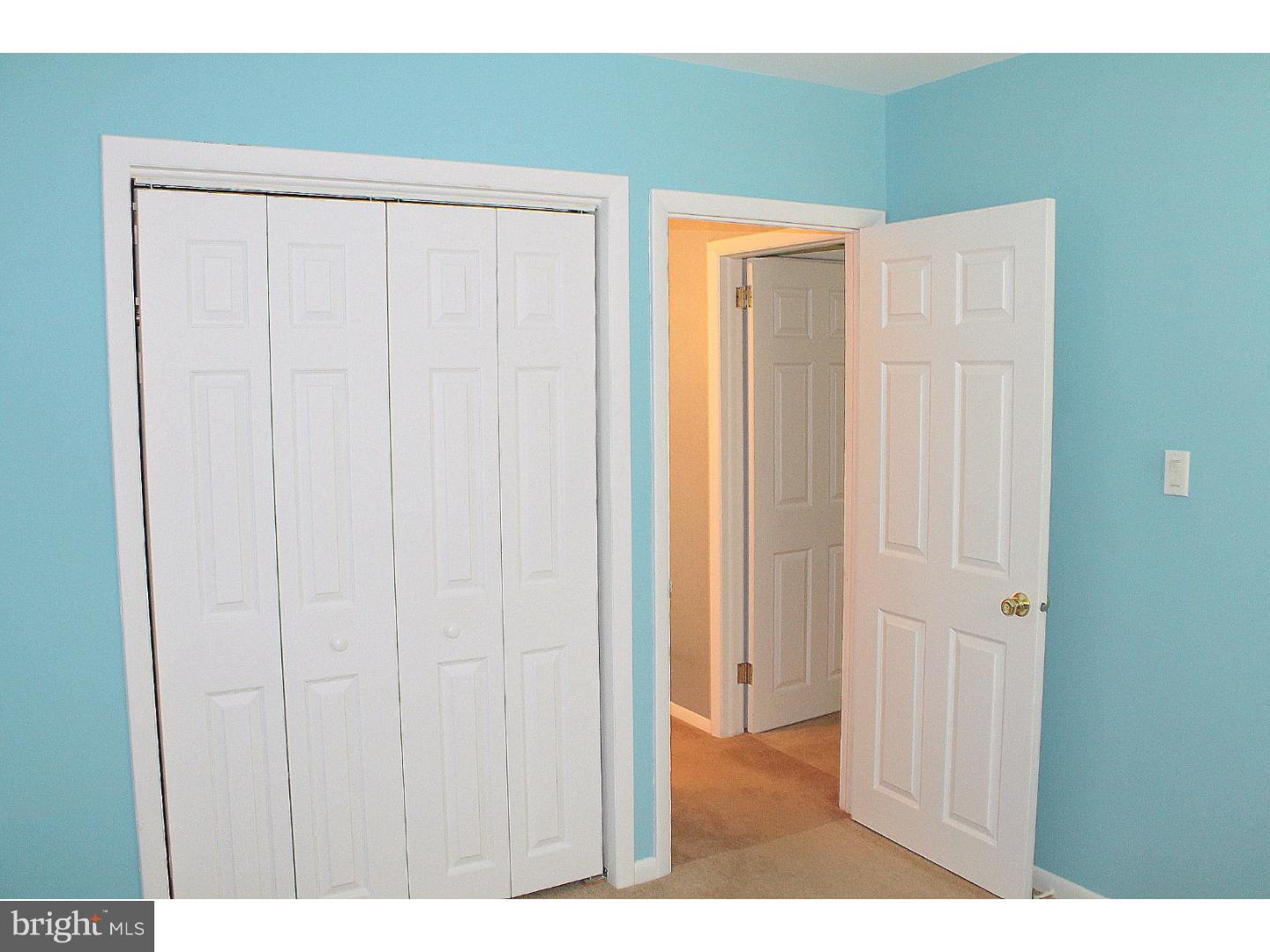 130 Parkview Road Stratford, NJ 08084 - Photo 15 of 25 Bedroom 3
