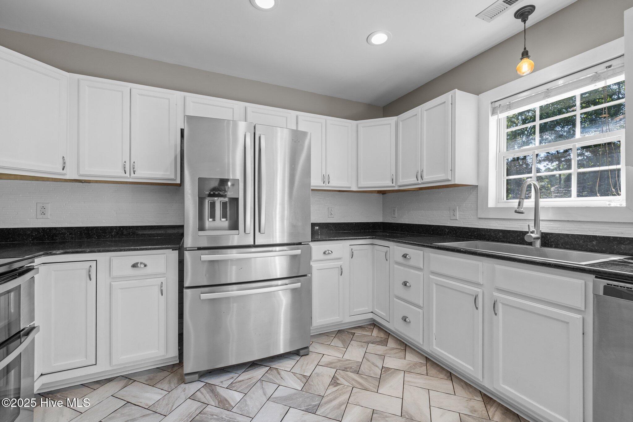 1199 Nine Foot Road Newport, NC 28570 - Photo 17 of 45 23-web-or-mls-1S3A1479