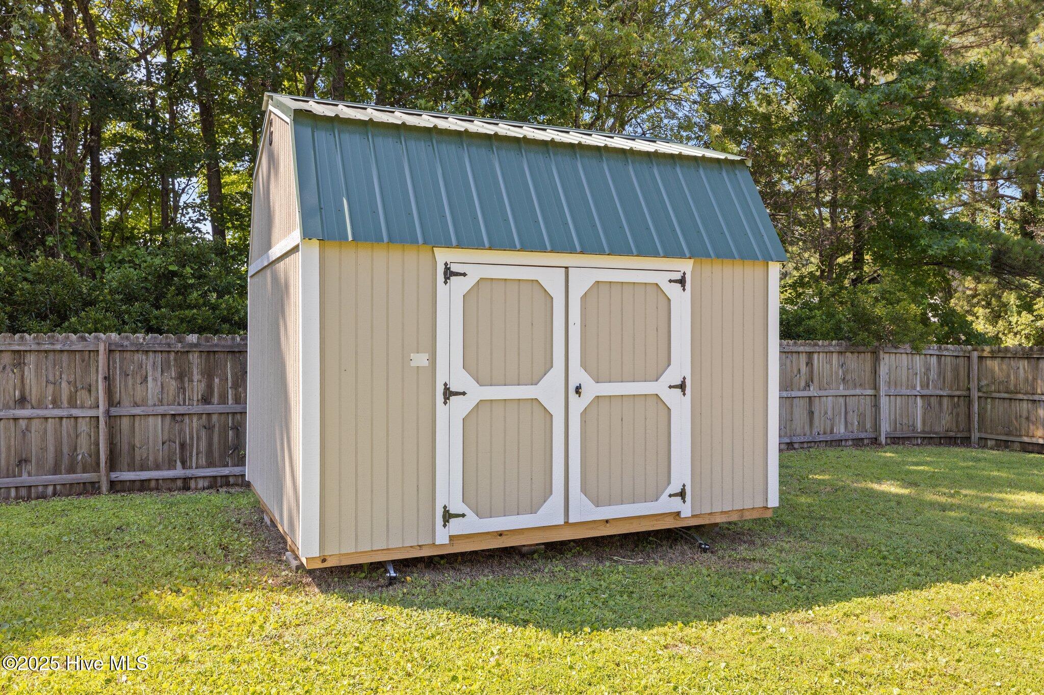 1199 Nine Foot Road Newport, NC 28570 - Photo 37 of 45 35-web-or-mls-1S3A1562