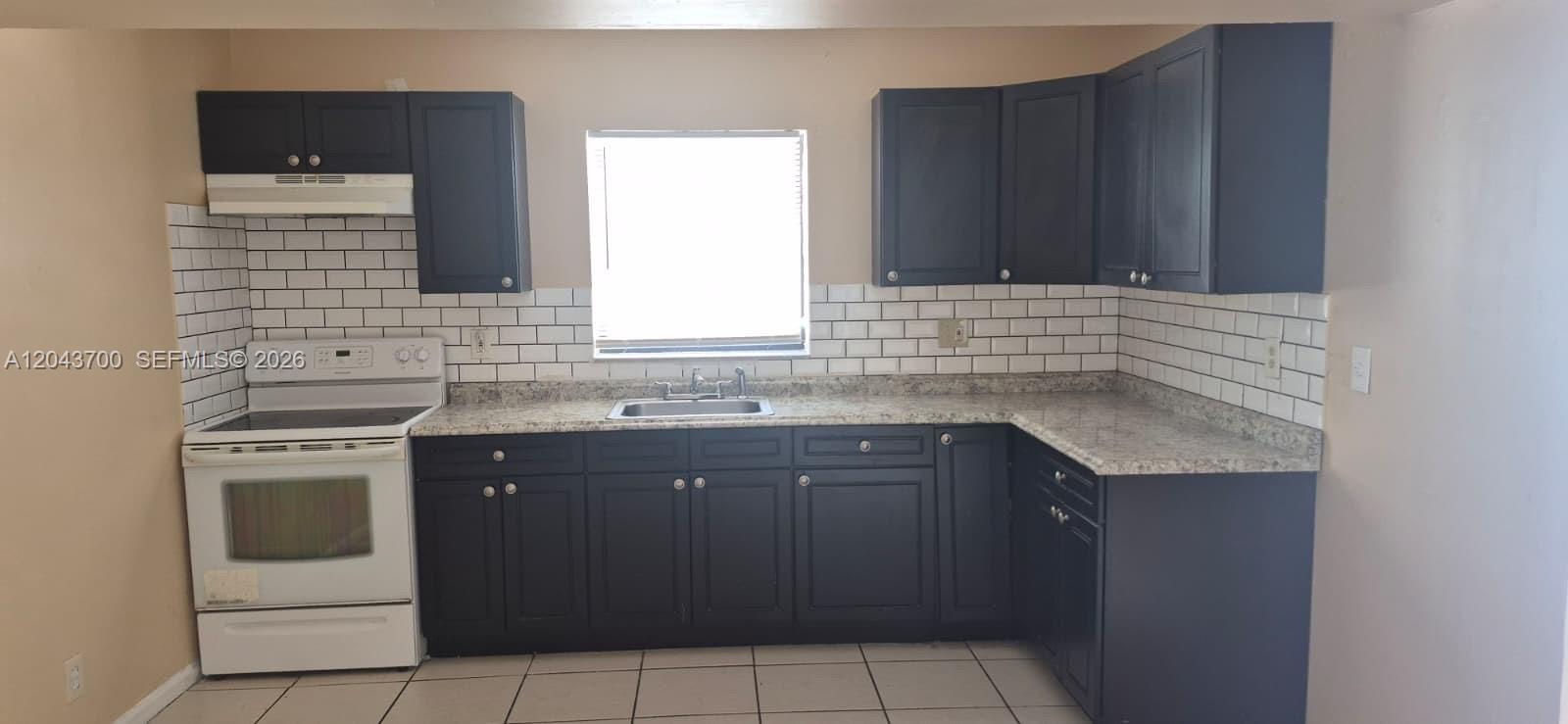 4101 Riverside Drive, Unit 4 Coral Springs, FL 33065 - Photo 3 of 8