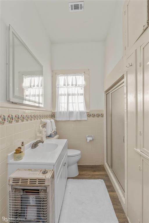 1102 Shreveport Road Minden, LA 71055 - Photo 20 of 32 Full Bath