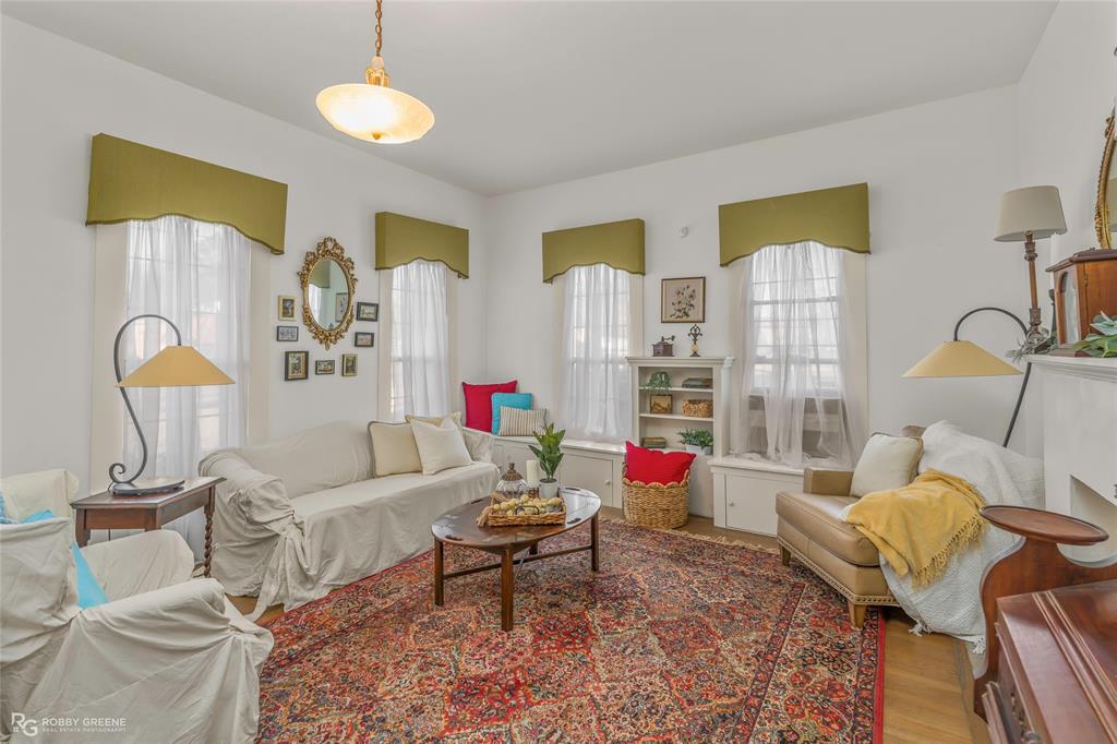 1102 Shreveport Road Minden, LA 71055 - Photo 7 of 32 Main Living Room