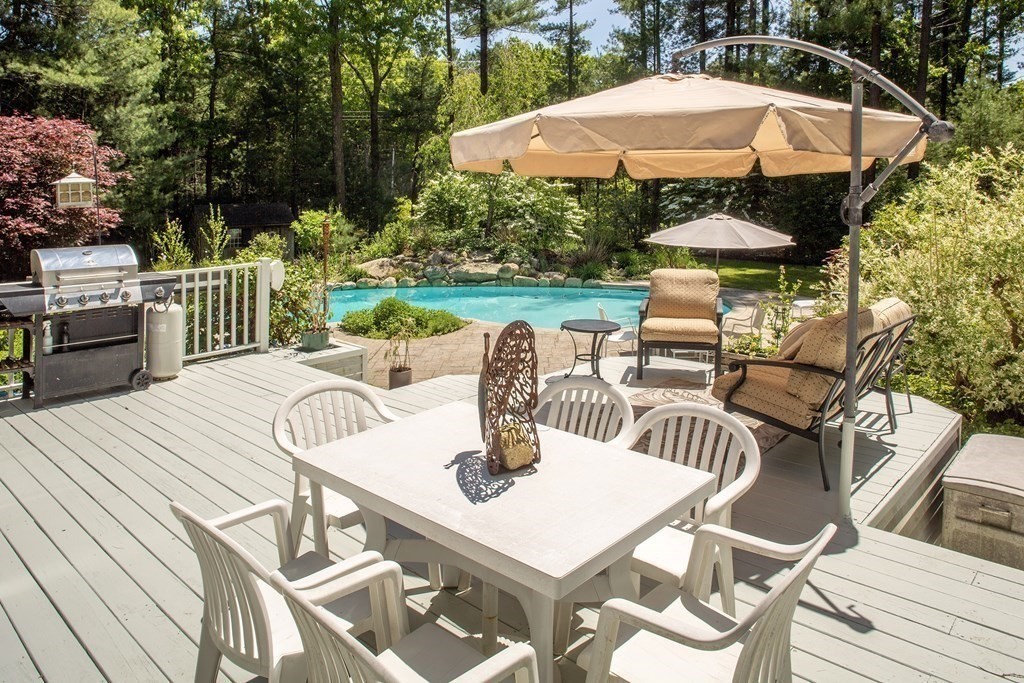 130 Union Bridge Road Duxbury, MA 02332 - Photo 24 of 33 a view of a patio with furniture