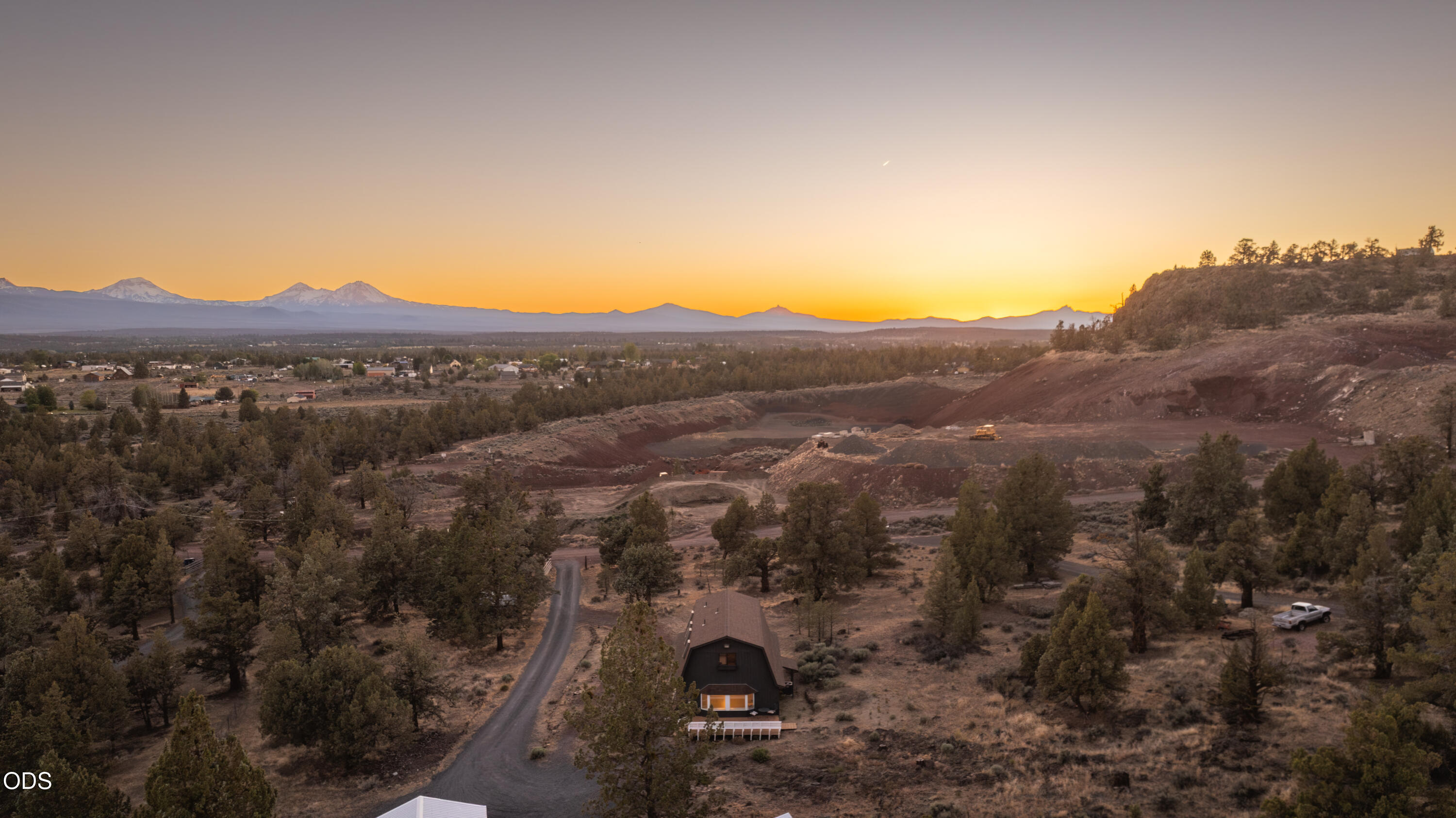 65238 85th Place Bend, OR 97703 - Photo 6 of 63