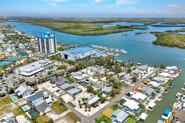 $850,000 | 4830 Coquina Road, Fort Myers Beach, FL 33931