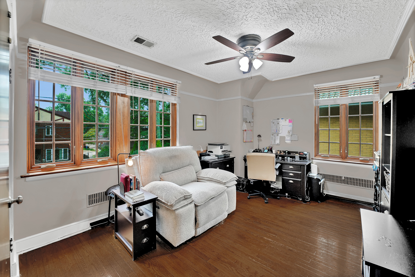 2014 West Hopkins Place Chicago, IL 60643 - Photo 23 of 28