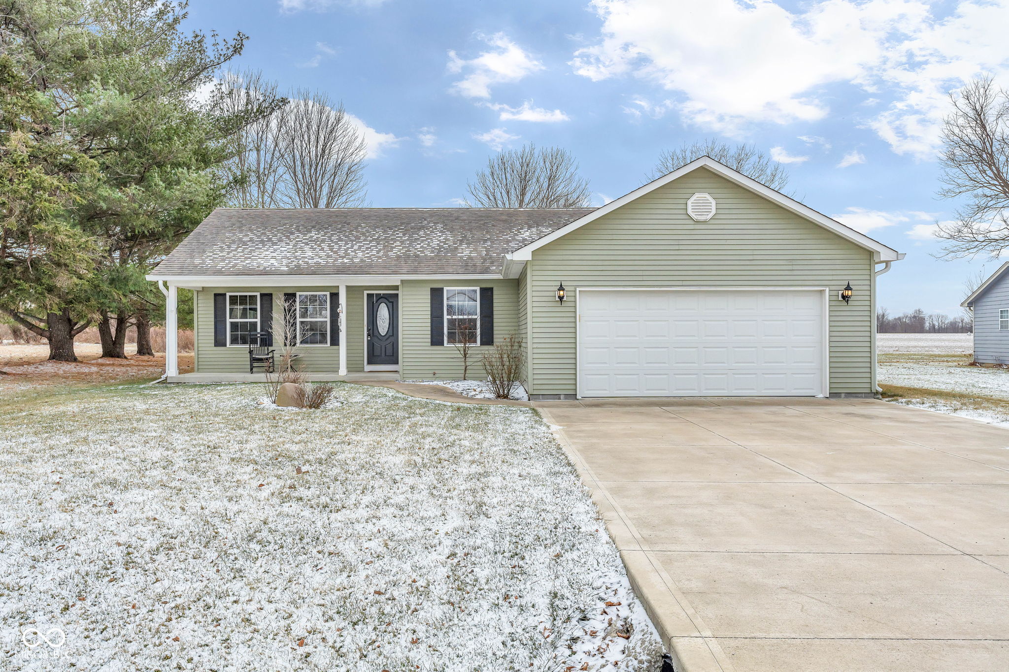 62 Patriots Landing Fillmore, IN 46128 - Photo 2 of 54