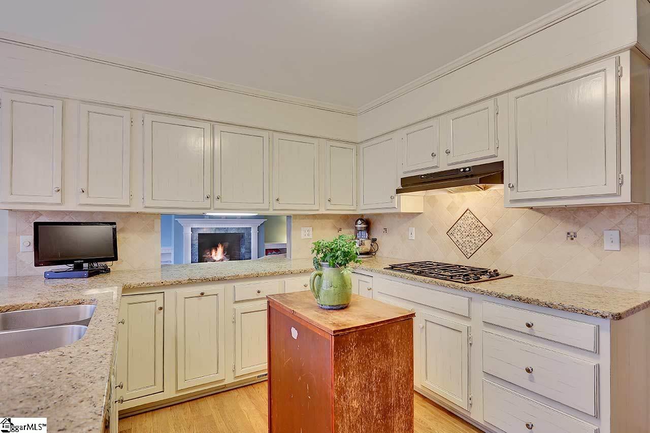 205 Long Point Way Simpsonville, SC 29681 - Photo 12 of 31 Gallery Image 12
