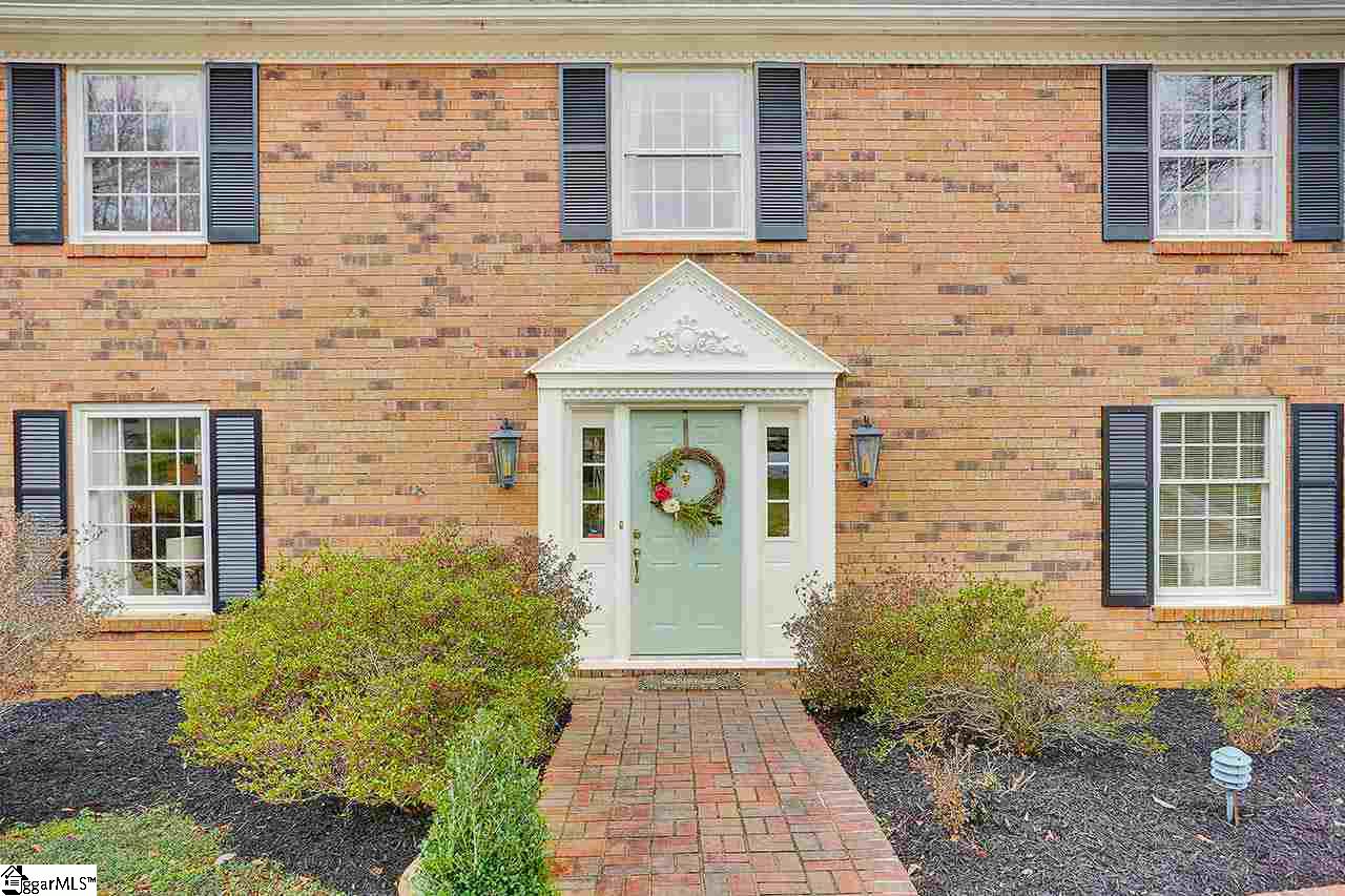 205 Long Point Way Simpsonville, SC 29681 - Photo 3 of 31 Gallery Image 3