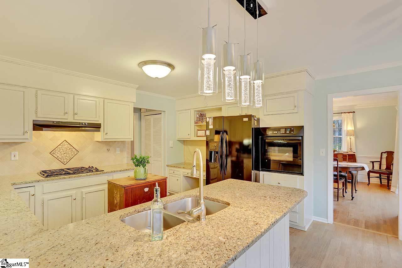 205 Long Point Way Simpsonville, SC 29681 - Photo 10 of 31 Gallery Image 10