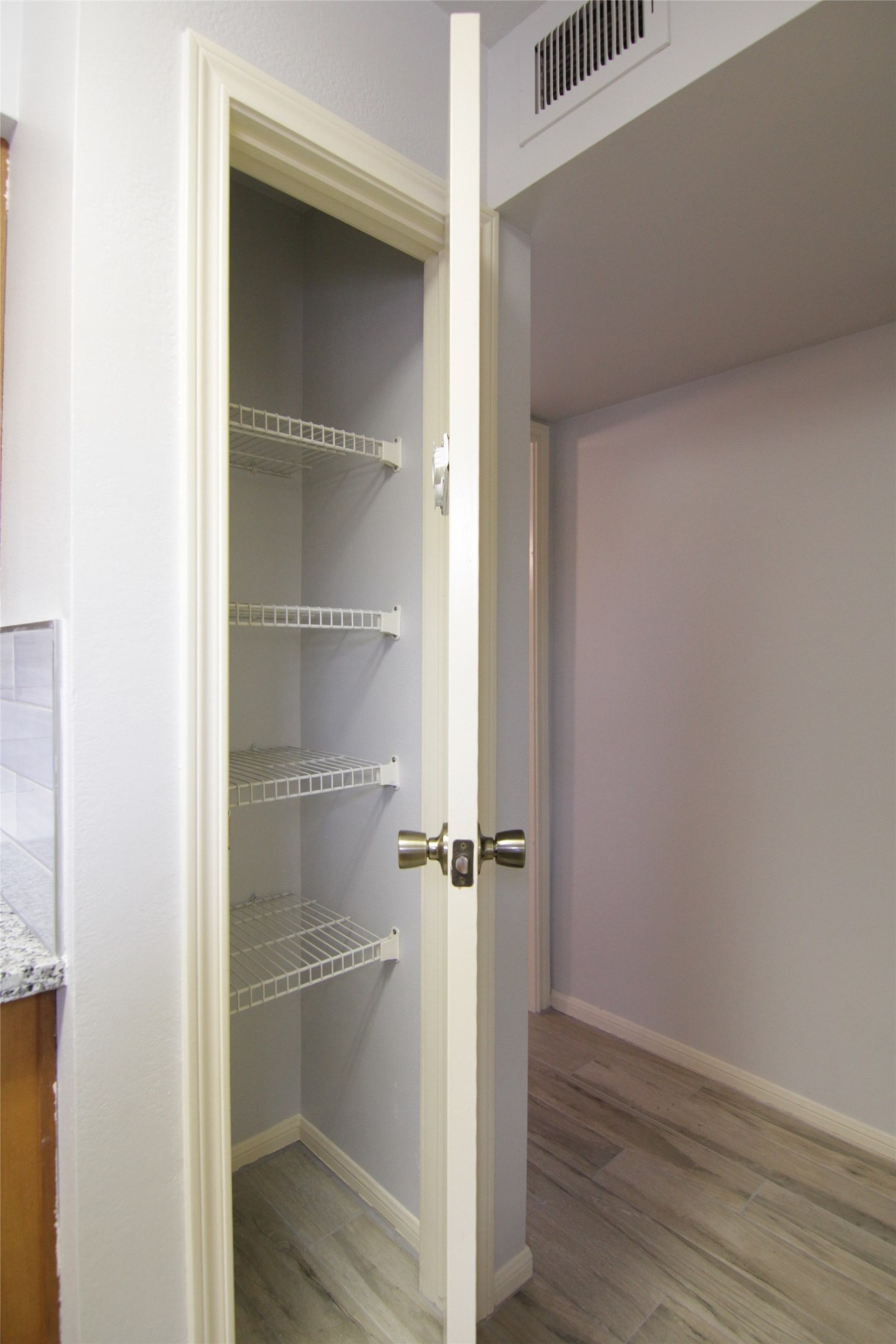 3100 Walnut Bend Lane, Unit 118 Houston, TX 77042 - Photo 11 of 20 pantry