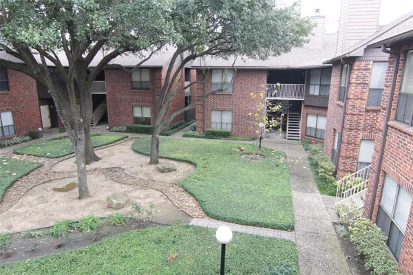 $900 | 3100 Walnut Bend Lane, Unit 118, Houston, TX 77042