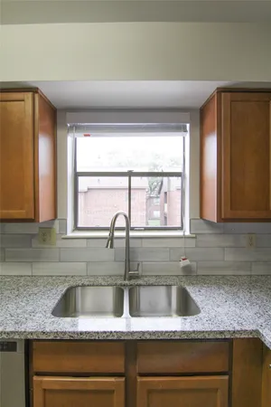 $900 | 3100 Walnut Bend Lane, Unit 118, Houston, TX 77042