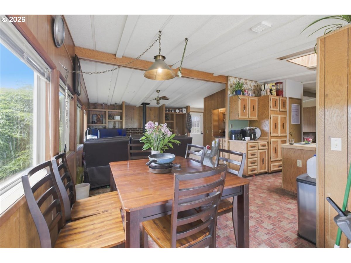 45500 Southwest Hebo Road Grand Ronde, OR 97347 - Photo 9 of 48