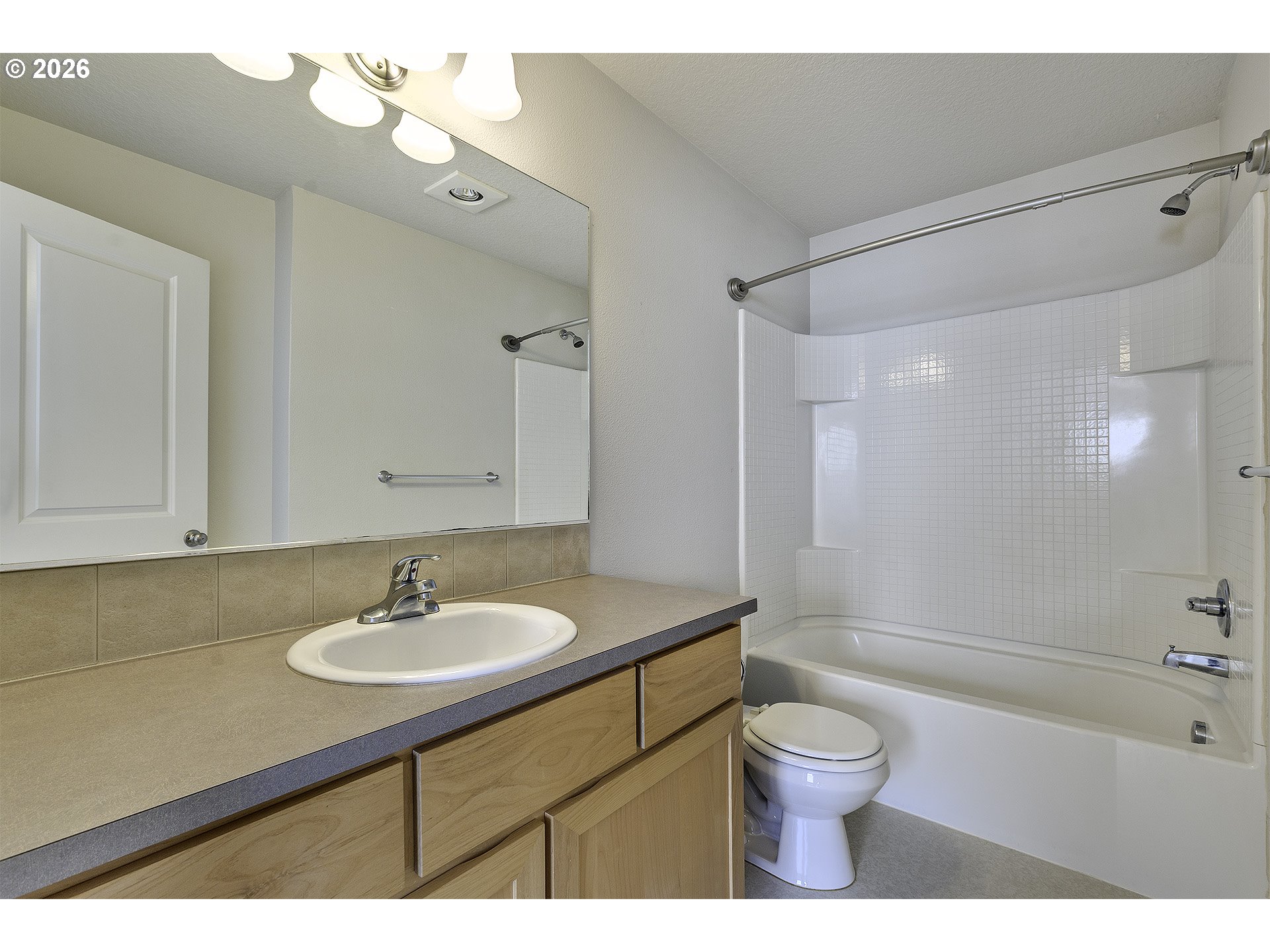 18437 Southwest Anna Mae Lane Beaverton, OR 97003 - Photo 15 of 23