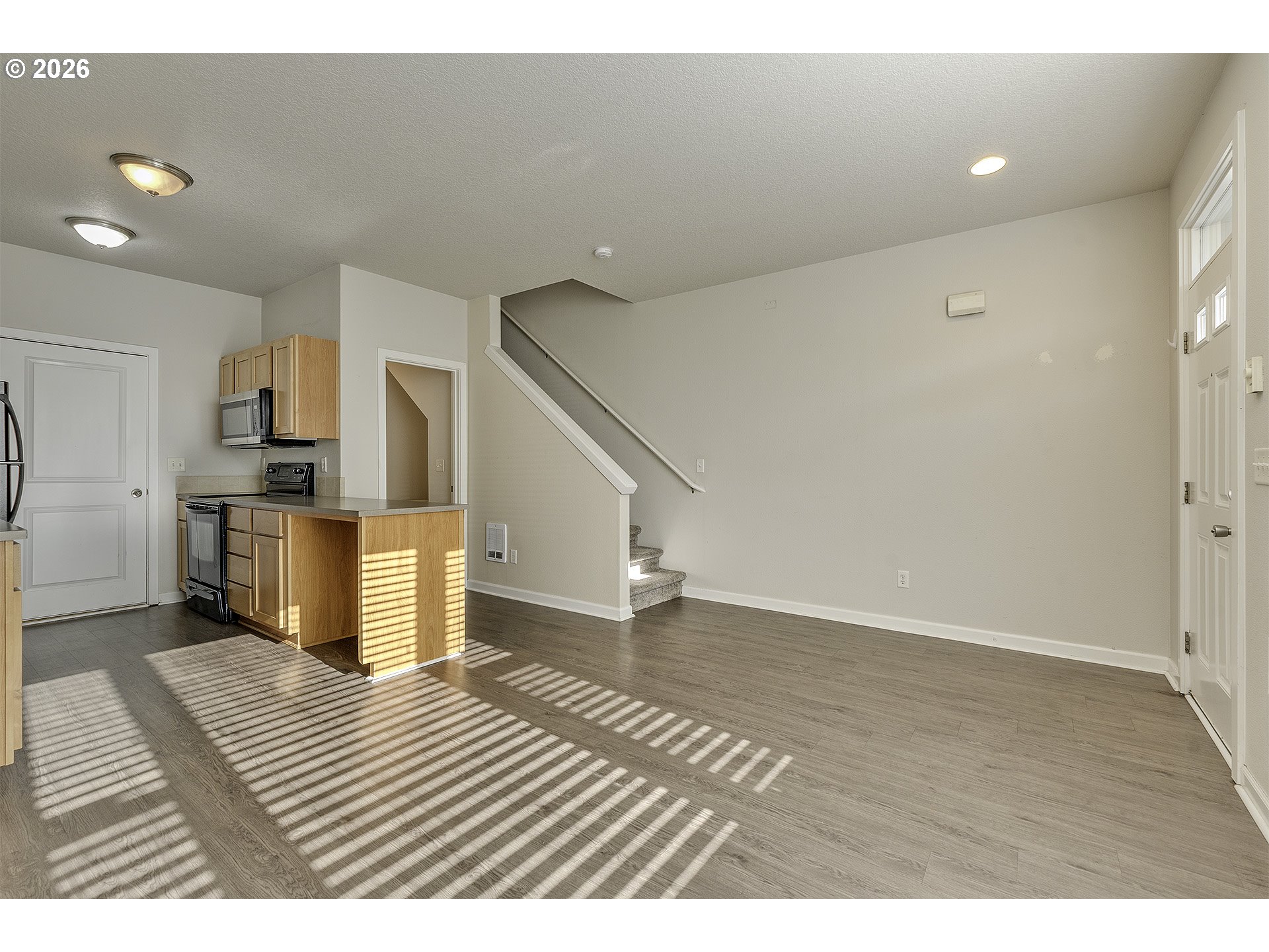 18437 Southwest Anna Mae Lane Beaverton, OR 97003 - Photo 6 of 23