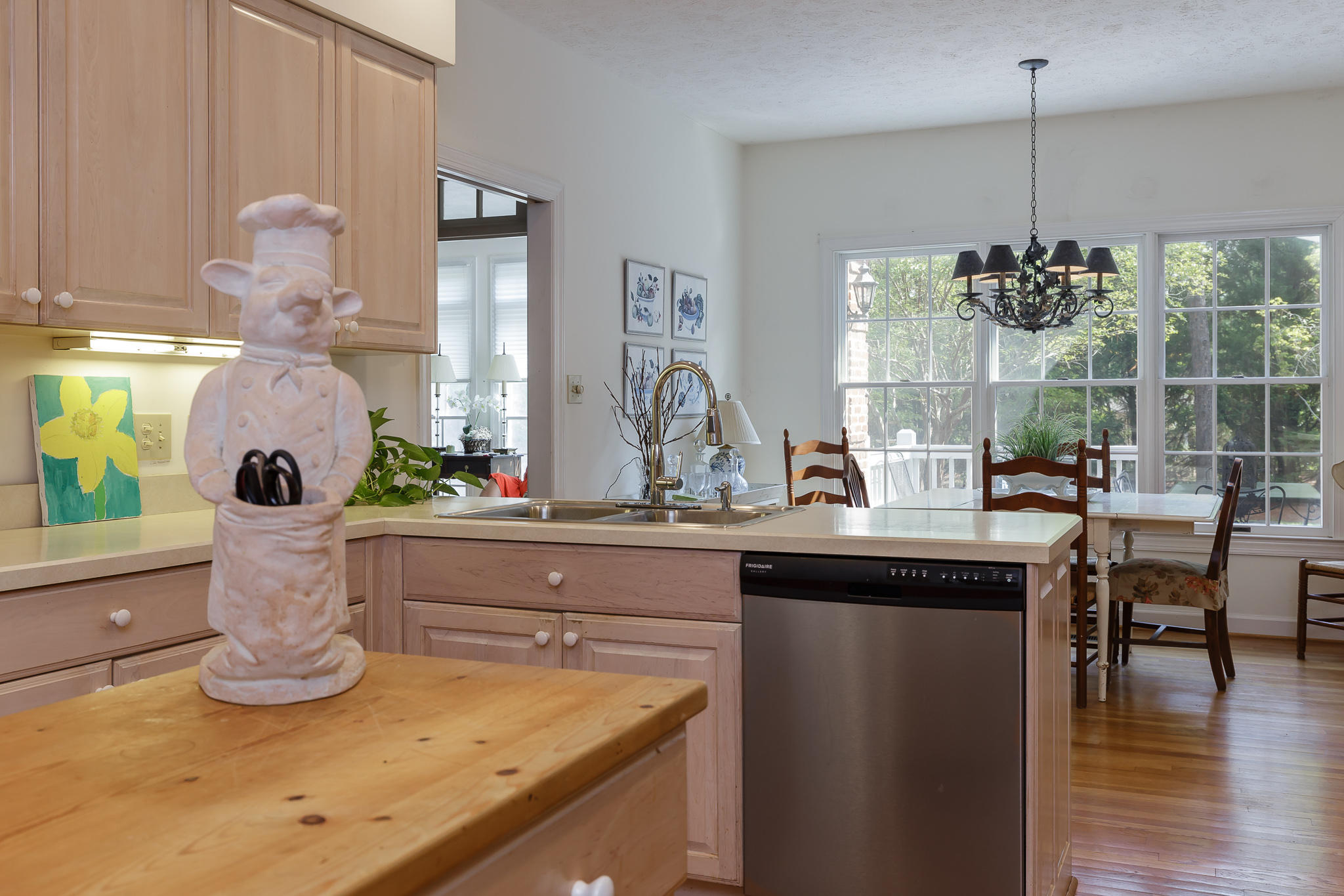 60 McDonald Road East Pinehurst, NC 28374 - Photo 16 of 31 Pleanty of counter space
