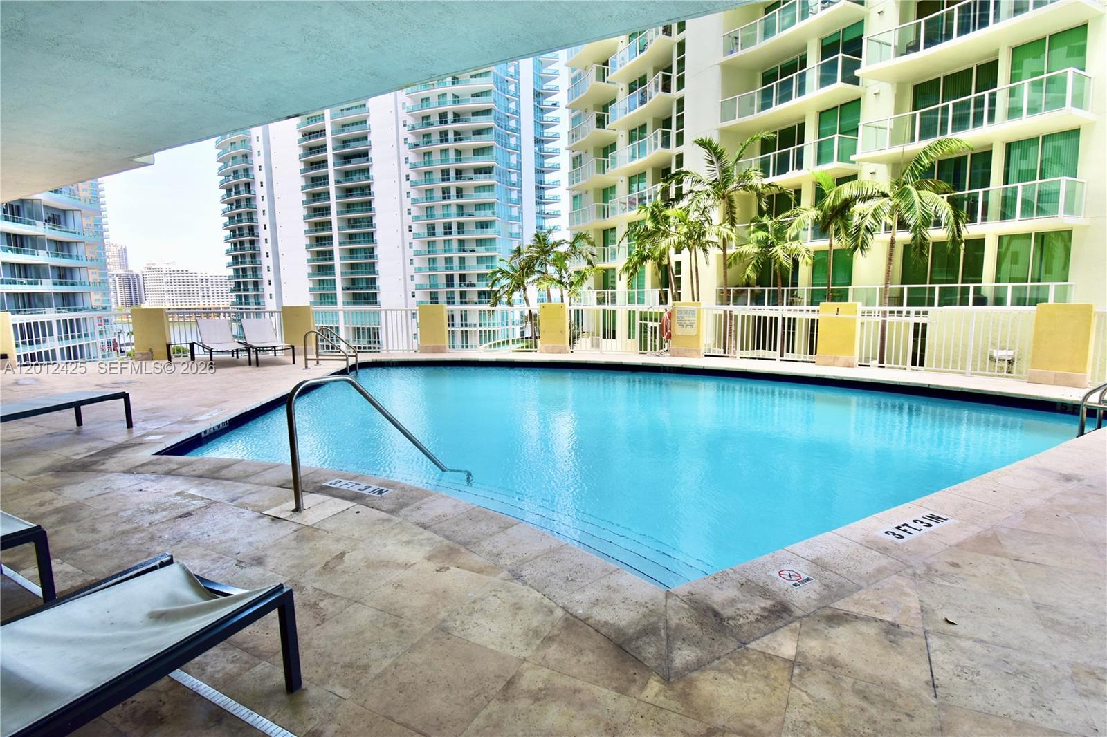 170 Southeast 14th Street, Unit 2906 Miami, FL 33131 - Photo 31 of 33