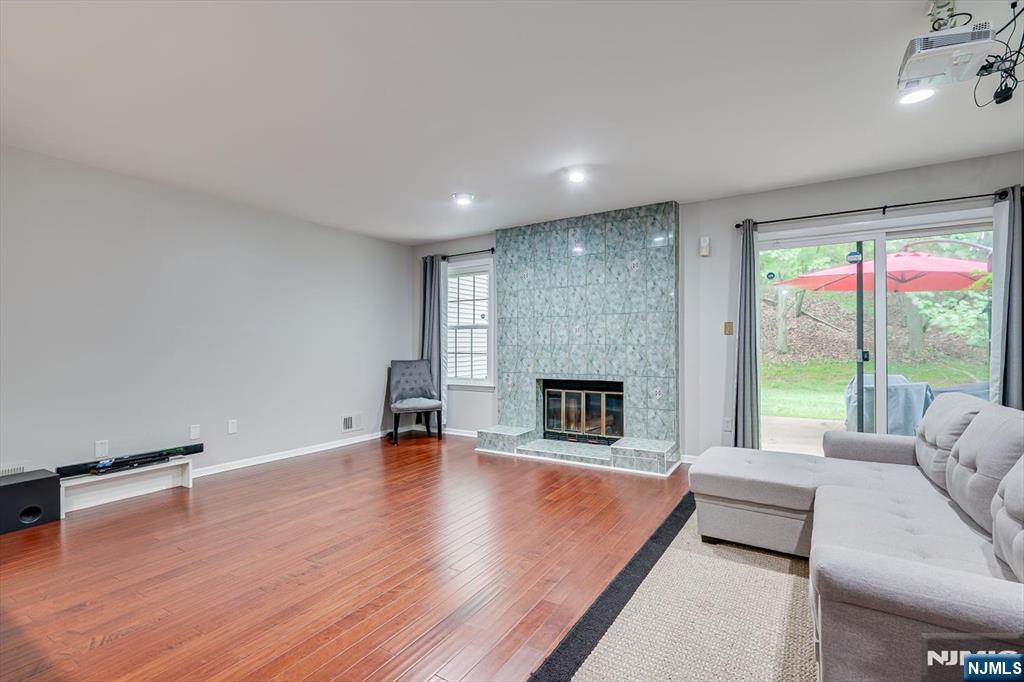 4506 Stonehedge Road, Unit 4506 Edison, NJ 08820 - Photo 44 of 48