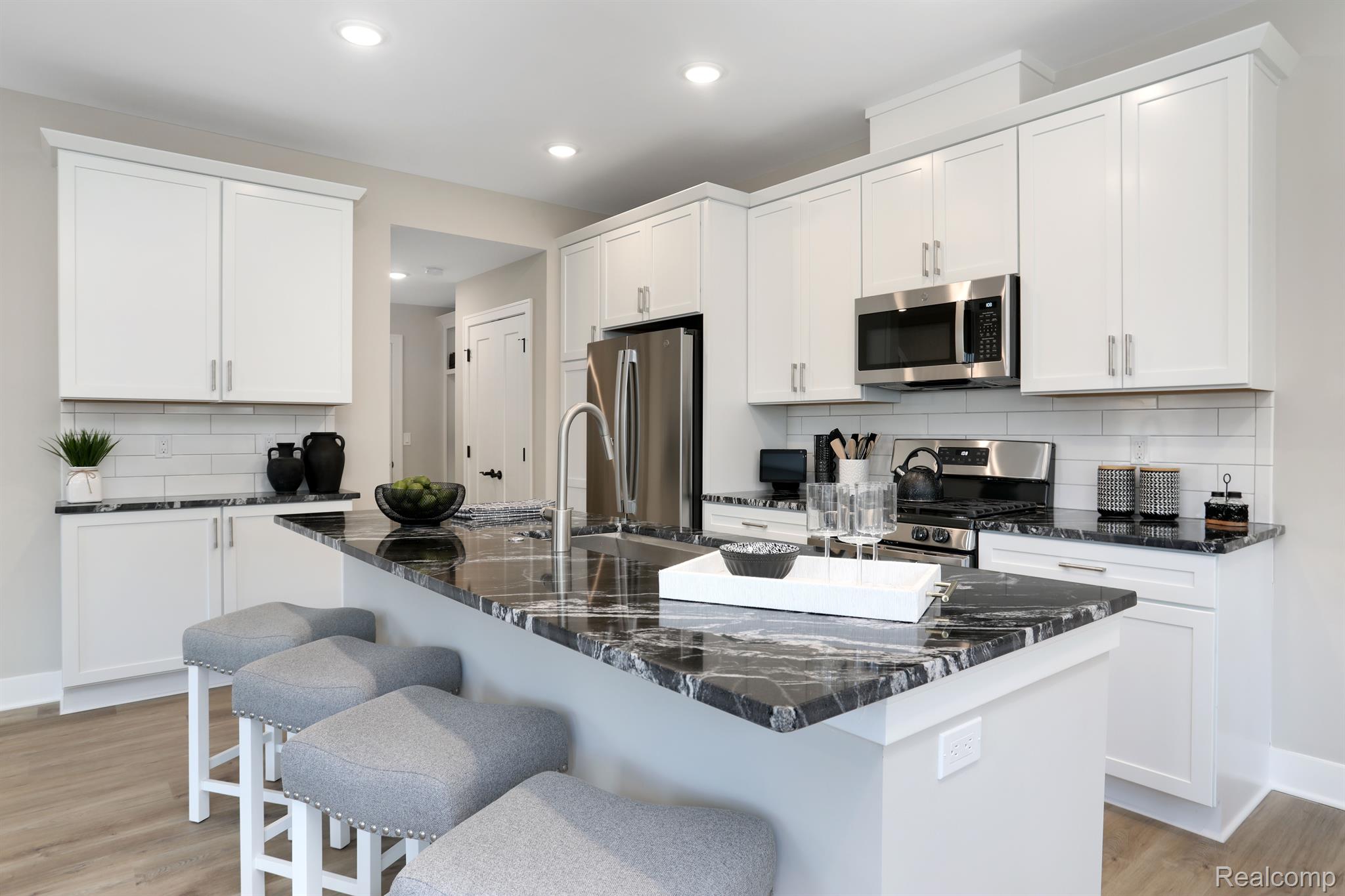 3012 Canopy Tree Way, Unit 9 Ann Arbor, MI 48103 - Photo 14 of 38