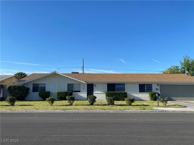 $1,950 | 4765 East Mohave Avenue, Las Vegas, NV 89104