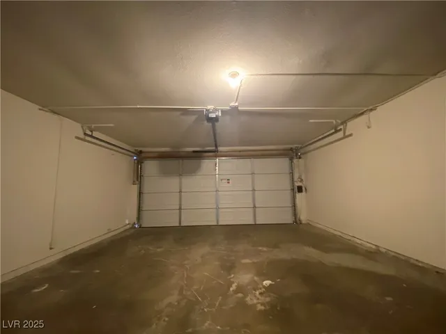 $1,950 | 4765 East Mohave Avenue, Las Vegas, NV 89104