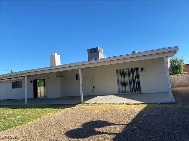 $1,950 | 4765 East Mohave Avenue, Las Vegas, NV 89104