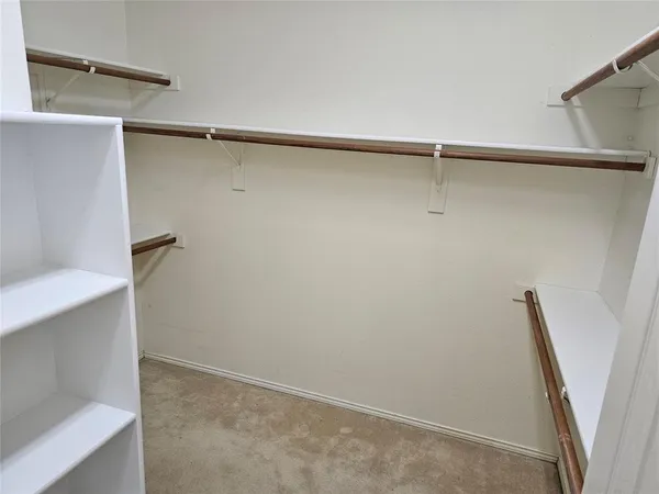 $2,150 | 7783 Park Run Road, Fort Worth, TX 76137
