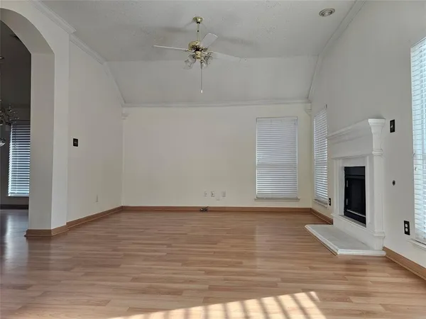 $2,150 | 7783 Park Run Road, Fort Worth, TX 76137