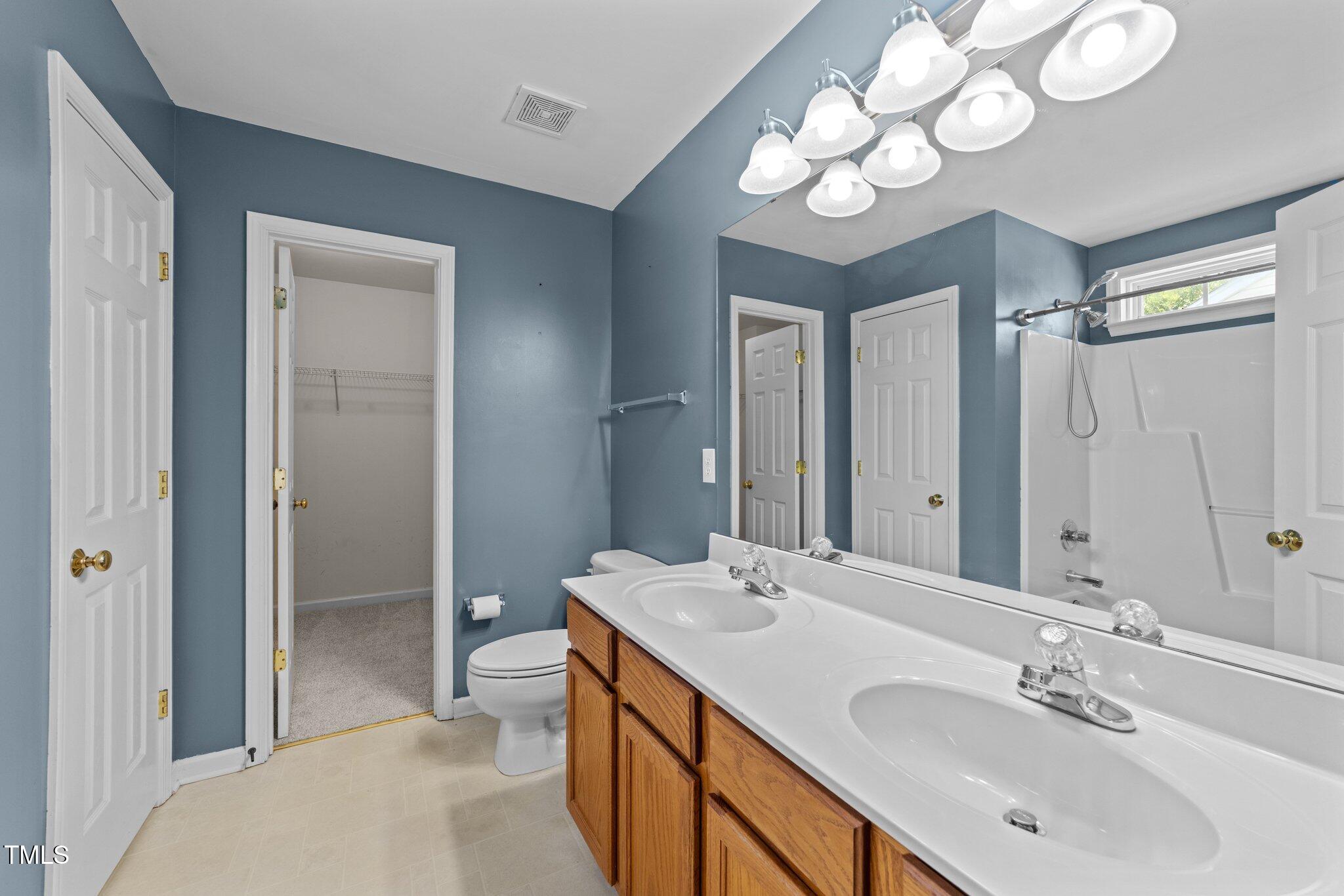 2037 Summer Shire Way Raleigh, NC 27604 - Photo 21 of 38 26-web-or-mls-3D5A7682