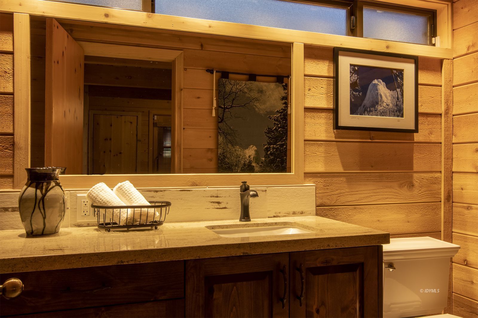 24924 Fern Valley Road Idyllwild, CA 92549 - Photo 39 of 44 a bathroom with a sink and a mirror
