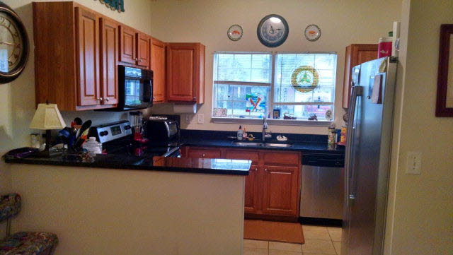 1325 Dominoe Trail Foley, AL 36535 - Photo 7 of 9 Kitchen w/Bar