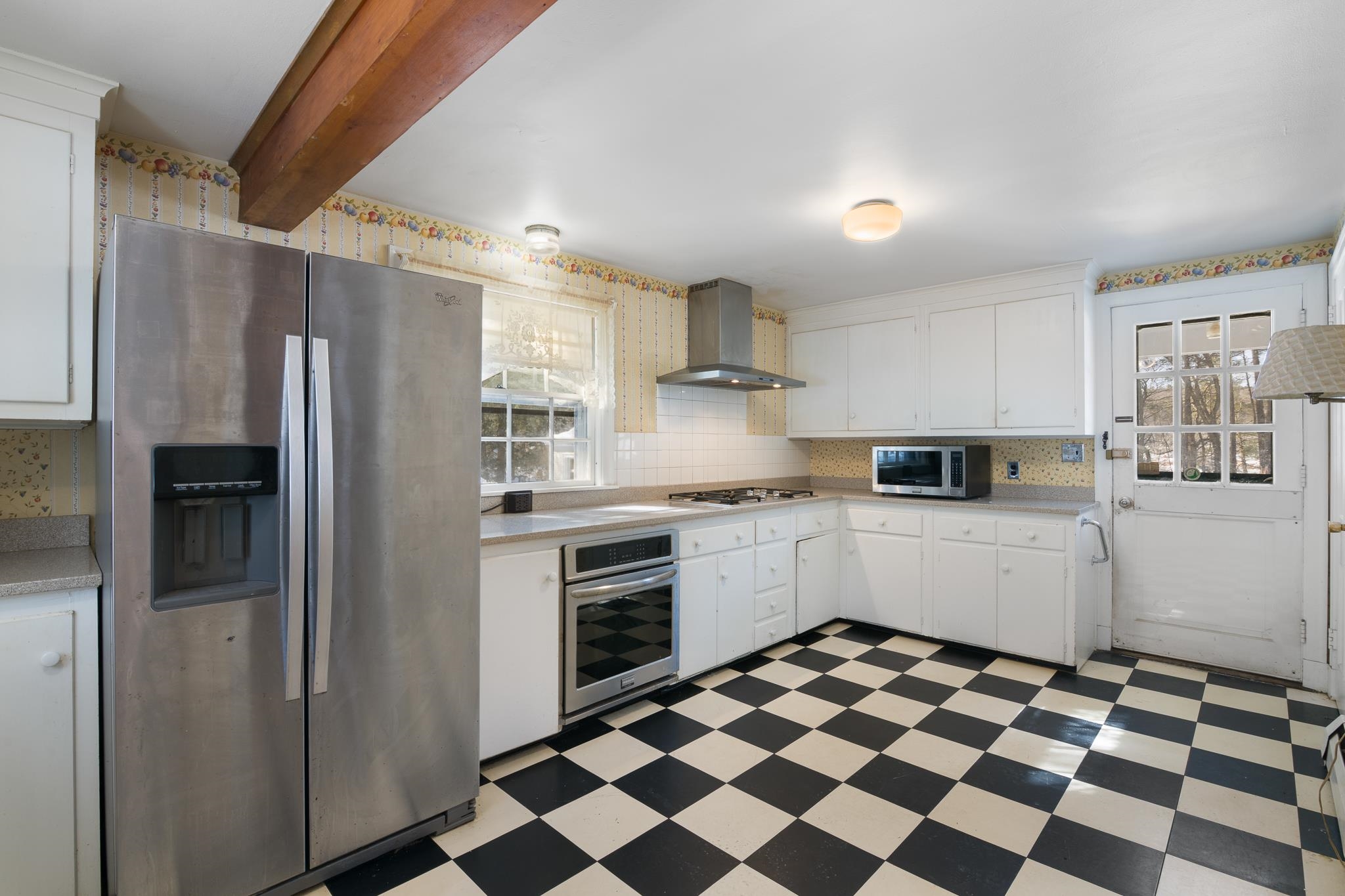 214 Putney Road Brattleboro, VT 05301 - Photo 11 of 41